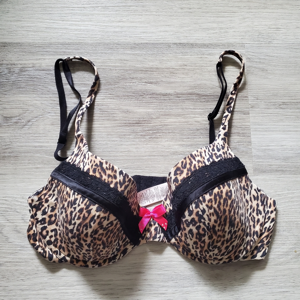 🍀2/$30🍀 36B - Leopard Print Perfectly Me Bra - La SENZA